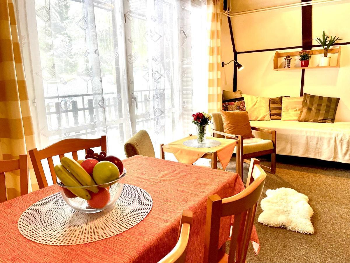 Hotel A Penzion Pegas Vlachovice エクステリア 写真