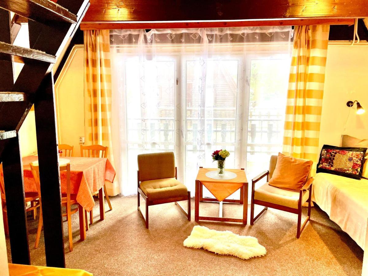 Hotel A Penzion Pegas Vlachovice エクステリア 写真