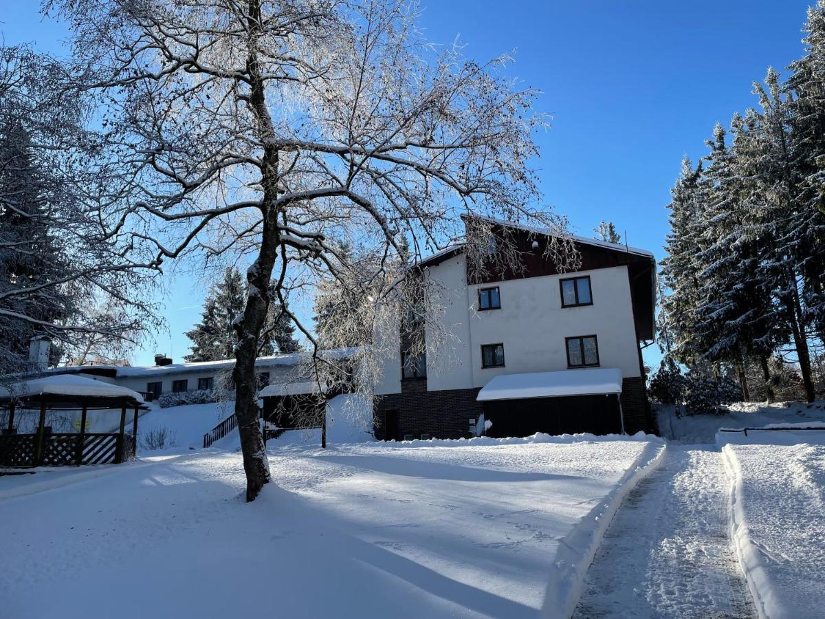 Hotel A Penzion Pegas Vlachovice エクステリア 写真